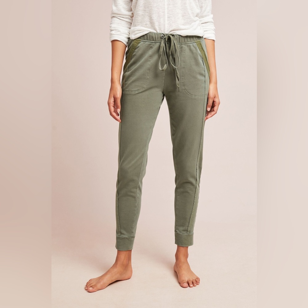 NWOT Anthropologie Saturday Sunday Dylan Cropped Joggers - Cream/Light Beige